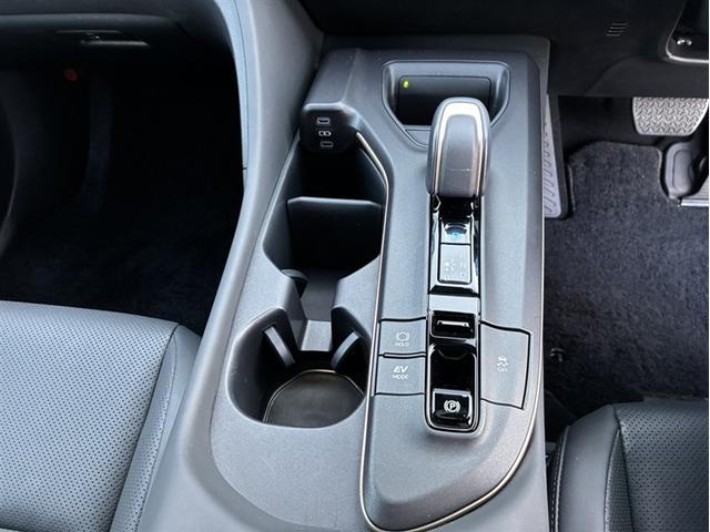 クラウンクロスオーバー Ｇアドバンスド・レザーパッケージ（15枚目）