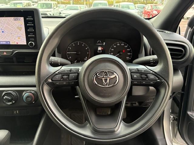 ヤリス X(7枚目)