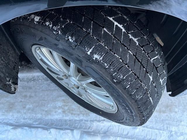 クラウンハイブリッド ロイヤルサルーン Four ブラックスタイル(25枚目)