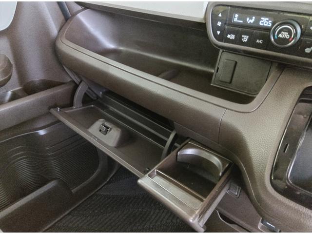 N-BOX G 後期型 衝突軽減ブレーキ Bluetooth バックカメラ ドラレコ フルセグTV 社外ナビ CD・DVD再生 スマートキー アイドリングストップ ABS 禁煙車 シートヒーター 4WD(21枚目)