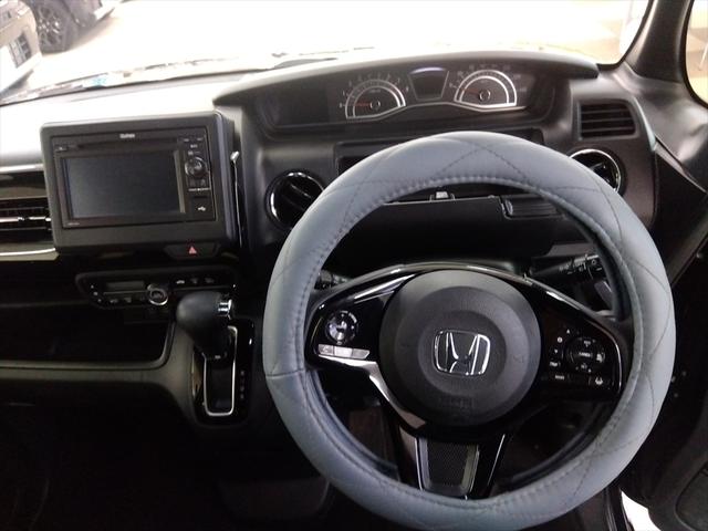 Ｎ－ＢＯＸカスタム Ｌ　後期型　衝突軽減ブレーキ　バックカメラ　ワンセグＴＶ　片側パワースライドドア　ＣＤ　エンジンスターター　アイドリングストップ　スマートキー　純正アルミホイール　ＬＥＤヘッドライト　ＡＢＳ　４ＷＤ（16枚目）