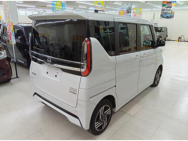 ルークス ハイウェイスター X 後期型 4WD 衝突軽減ブレーキ Bluetooth 全周囲カメラ バックカメラ ドラレコ フルセグTV 純正ナビ 片側パワースライドドア ETC アイドリングストップ スマートキー ABS(4枚目)