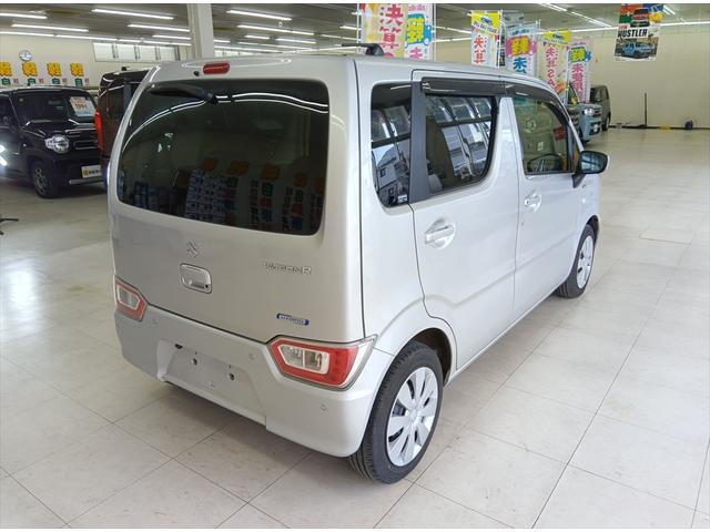 ワゴンＲ ハイブリッドＦＸ－Ｓ　４ＷＤ　衝突軽減ブレーキ　Ｂｌｕｅｔｏｏｔｈ　バックカメラ　ドラレコ　社外ナビ　ＵＳＢ接続　ＥＴＣ　アイドリングストップ　スマートキー　ＡＢＳ　プッシュスタート　シート・ドアミラーヒーター　キーレス（3枚目）