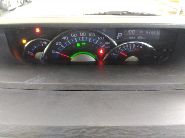 タント カスタムRS SAIII 4WD ターボ 衝突軽減ブレーキ Bluetooth バックカメラ 純正ナビTV 両側パワースライドドア CD・DVD再生 アイドリングストップ LEDヘッドライト ABS スマートキー(17枚目)