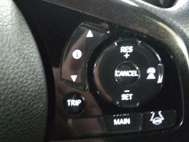 Ｎ－ＢＯＸカスタム Ｇ・Ｌホンダセンシング　４ＷＤ　衝突軽減ブレーキ　Ｂｌｕｅｔｏｏｔｈ　バックカメラ　ドラレコ　純正ナビＴＶ　片側パワースライドドア　ＵＳＢ接続　ＥＴＣ　スマートキー　アイドリングストップ　ＡＢＳ　ＬＥＤヘッドライ　ト禁煙車（18枚目）