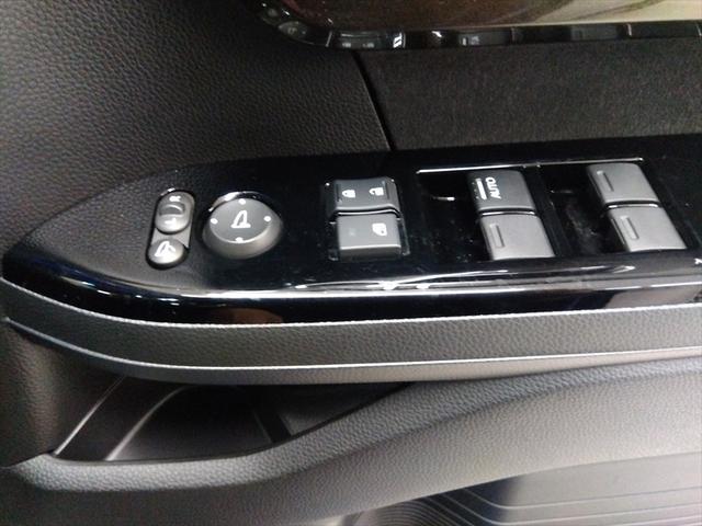 Ｎ－ＢＯＸカスタム Ｇ・Ｌホンダセンシング　４ＷＤ　衝突軽減ブレーキ　Ｂｌｕｅｔｏｏｔｈ　バックカメラ　ドラレコ　純正ナビＴＶ　片側パワースライドドア　ＵＳＢ接続　ＥＴＣ　スマートキー　アイドリングストップ　ＡＢＳ　ＬＥＤヘッドライ　ト禁煙車（29枚目）