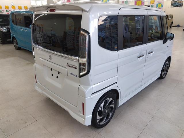 スペーシアカスタム ハイブリッドＸＳ　全方位モニター付純正ナビＴＶスズキコネクト対応通信機装着車　４ＷＤ　衝突軽減ブレーキ　Ｂｌｕｅｔｏｏｔｈ　全周囲カメラ　バックカメラ　ドラレコ　フルセグＴＶ　純正ナビ　両側パワースライドドア　ＥＴＣ（4枚目）