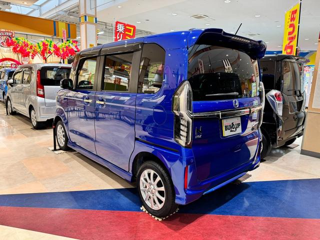 Ｎ－ＢＯＸカスタム Ｇ・Ｌホンダセンシング　４ＷＤ　ワンオーナー　ソナーセンサー　スマートキー　プッシュスタート　両側スライドドア片側電動　フロント左右シートヒーター　ＬＥＤオートライト　ＬＥＤフロントフォグ　ミラーヒーター　ＥＴＣ（8枚目）
