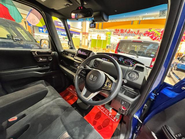 Ｎ－ＢＯＸカスタム Ｇ・Ｌホンダセンシング　４ＷＤ　ワンオーナー　ソナーセンサー　スマートキー　プッシュスタート　両側スライドドア片側電動　フロント左右シートヒーター　ＬＥＤオートライト　ＬＥＤフロントフォグ　ミラーヒーター　ＥＴＣ（11枚目）