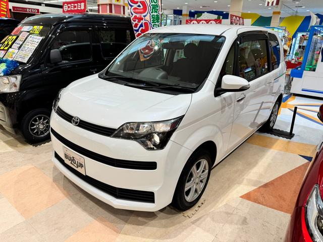 スペイド Ｘ　４ＷＤ　純正ナビ　フルセグＴＶ　Ｂｌｕｅｔｏｏｔｈ　スマートキー　プッシュスタート　ＥＴＣ　スマートルームミラー　バックカメラ　ナノイー　オートエアコン　パワースライドドア　ドアバイザー　４ＷＤ切替可（2枚目）