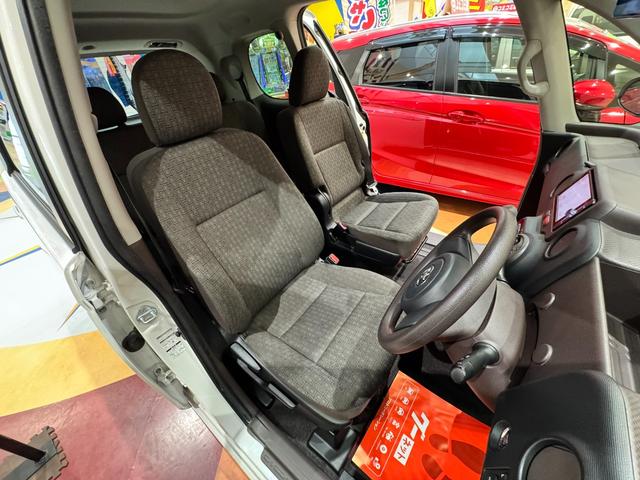 スペイド Ｘ　４ＷＤ　純正ナビ　フルセグＴＶ　Ｂｌｕｅｔｏｏｔｈ　スマートキー　プッシュスタート　ＥＴＣ　スマートルームミラー　バックカメラ　ナノイー　オートエアコン　パワースライドドア　ドアバイザー　４ＷＤ切替可（16枚目）