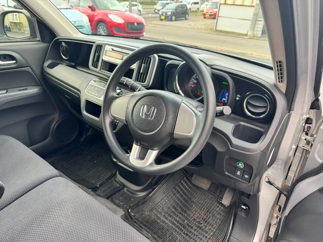 Ｎ－ＯＮＥ Ｇ・Ａパッケージ　４ＷＤ　シティブレーキアクティブシステム　あんしんパッケージ　ＨＩＤオートライト　オートエアコン　ミラーヒーター　スマートキー　プッシュスタート　ベンチシート　ドアバイザー　ウインカーミラー（11枚目）