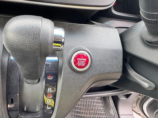 Ｎ－ＯＮＥ Ｇ・Ａパッケージ　４ＷＤ　シティブレーキアクティブシステム　あんしんパッケージ　ＨＩＤオートライト　オートエアコン　ミラーヒーター　スマートキー　プッシュスタート　ベンチシート　ドアバイザー　ウインカーミラー（19枚目）