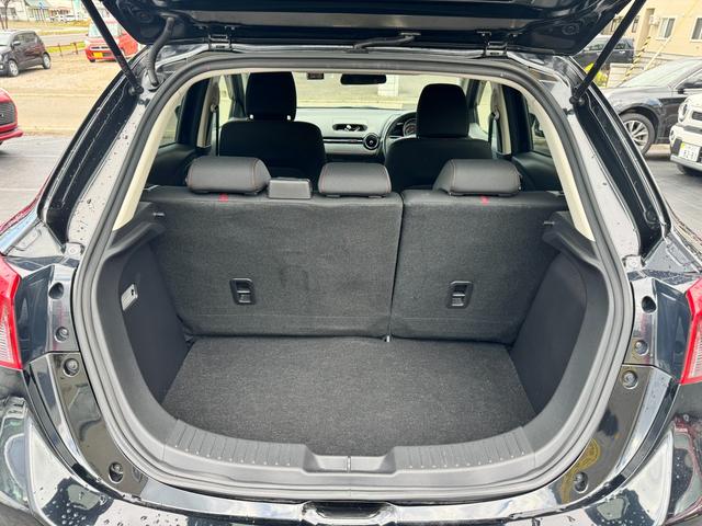 デミオ ＸＤツーリング　４ＷＤ　アイ・アクティブセンス　メーカーオプションナビ　フルセグＴＶ　ステアリモコン　ＬＥＤオートライト　プッシュスタート　オートエアコン　ＭＴモード　パドルシフト　ドアバイザー　純正アルミホイール（25枚目）