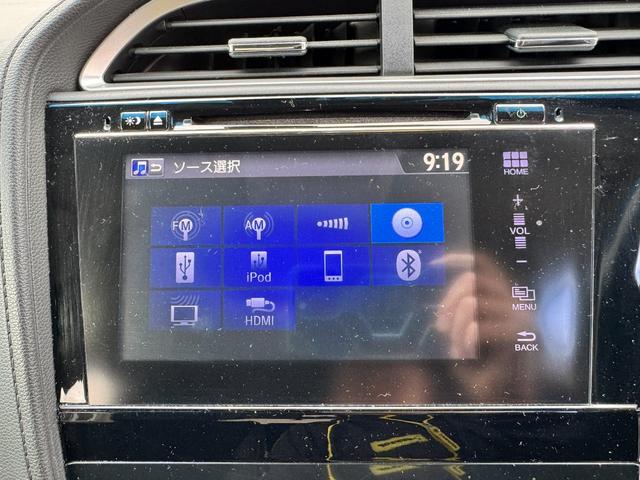 シャトル ハイブリッドＸ　４ＷＤ　シティブレーキアクティブシステム　クルコン　純正ナビ　フルセグＴＶ　Ｂｌｕｅｔｏｏｔｈ　バックカメラ　ステアリモコン　ＬＥＤオートライト　パドルシフト　ミラーヒーター　ハーフレザーシート（16枚目）
