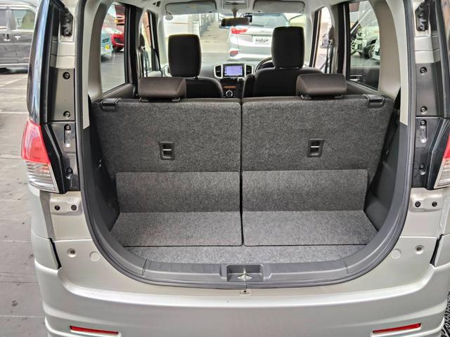 デリカＤ：２ Ｓ　４ＷＤ　両側パワースライドドア　オートエアコン　ミラーヒーター　シートヒーター　スマートキー　プッシュスタート　ナビ　地デジ　ＨＩＤライト　フロントフォグ　ドアバイザー　アルミホイール（16枚目）