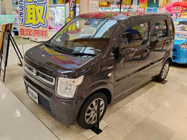 ワゴンR ハイブリッドFX 4WD ブレーキアシスト スマートキー プッシュスタート 左右シートヒーター ドアミラーヒーター ヘッドアップディスプレイ ETC 横滑り防止 フルオートAC 社外アルミ(3枚目)