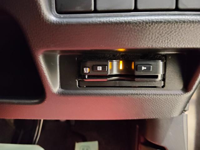 ワゴンR ハイブリッドFX 4WD ブレーキアシスト スマートキー プッシュスタート 左右シートヒーター ドアミラーヒーター ヘッドアップディスプレイ ETC 横滑り防止 フルオートAC 社外アルミ(22枚目)