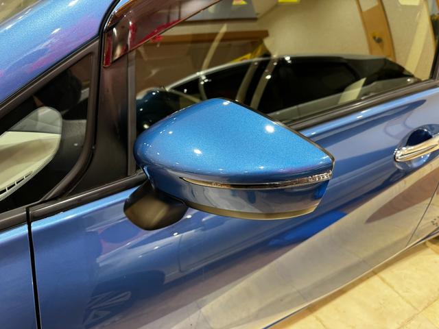 ノート Ｘ　ＦＯＵＲ　４ＷＤ　衝突被害軽減ブレーキシステム　レーンアシスト　オートライト　スマートキー　プッシュスタート　ナビ　地デジ　４ＷＤ切替機能　ライトレベライザー　ドアバイザー（12枚目）