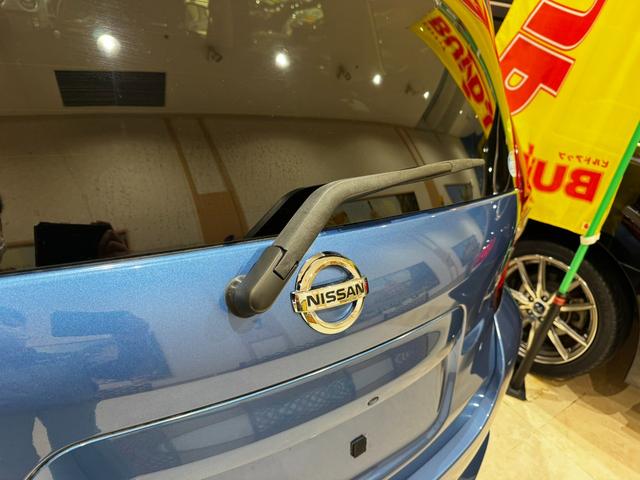 ノート Ｘ　ＦＯＵＲ　４ＷＤ　衝突被害軽減ブレーキシステム　レーンアシスト　オートライト　スマートキー　プッシュスタート　ナビ　地デジ　４ＷＤ切替機能　ライトレベライザー　ドアバイザー（14枚目）