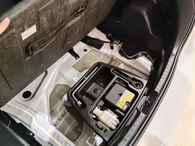 ヴィッツ F 4WD メモリーナビ 地デジTV Bluetooth ETC 寒冷地仕様車 ミラーヒーター Fワイパーデアイサー 横滑り防止 キーレス(26枚目)