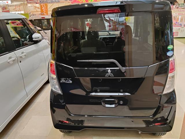 eKスペース Gセーフティ プラスエディション 4WD ブレーキサポート 全方位アラウンドビューモニター 純正ナビ フルセグTV バックカメラ Bluetooth 前後ドライブレコーダー 左パワースライドドア スマートキー プッシュスタート(7枚目)