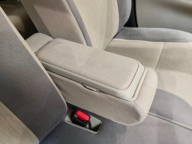 ピクシスジョイ F G SAIII 4WD ブレーキサポート 前後アクセル踏み間違え防止 LEDオートライト LEDフォグランプ オートハイビーム スマートキー プッシュスタート 前席シートヒーター(19枚目)