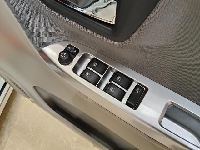 ピクシスジョイ F G SAIII 4WD ブレーキサポート 前後アクセル踏み間違え防止 LEDオートライト LEDフォグランプ オートハイビーム スマートキー プッシュスタート 前席シートヒーター(23枚目)