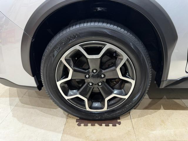 ＸＶ ２．０ｉ－Ｌ　アイサイト　４ＷＤ　メモリーナビ　フルセグＴＶ　Ｂｌｕｅｔｏｏｔｈ　パワーシート　スマートキー　プッシュスタート　アダプティブクルーズコントロール　パドルシフト　ＥＴＣ　ＨＩＤオートライト　フォグランプ（17枚目）