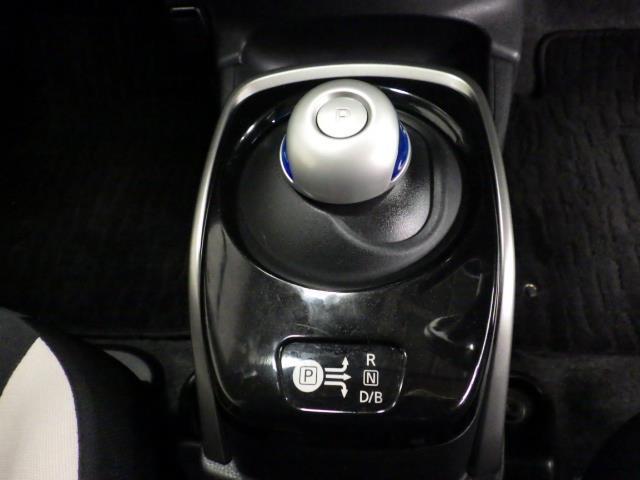 ノート ｅ－パワー　Ｘ　ワンセグ　メモリーナビ　バックカメラ　衝突被害軽減システム　ＥＴＣ（12枚目）