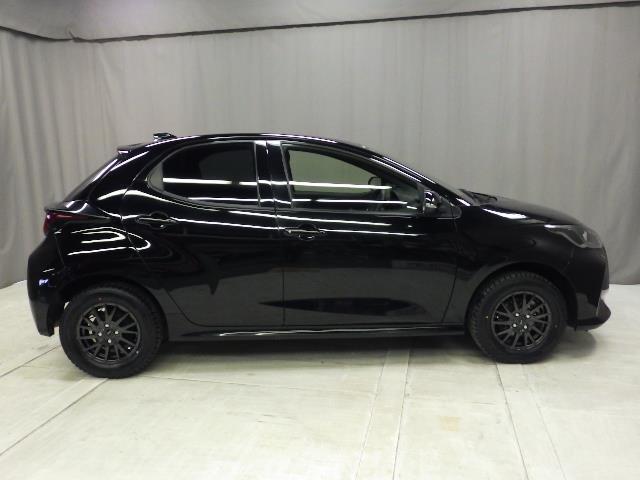 ヤリス X 4WD メモリーナビ バックカメラ 衝突被害軽減システム ETC(5枚目)