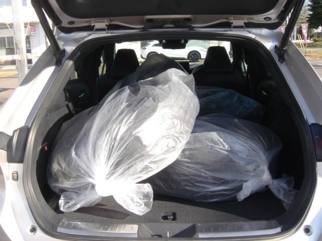 ハリアーハイブリッド Ｚ　レザーパッケージ　革シート　４ＷＤ　フルセグ　メモリーナビ　バックカメラ　衝突被害軽減システム　ＥＴＣ　ドラレコ　ＬＥＤヘッドランプ　記録簿　アイドリングストップ（7枚目）