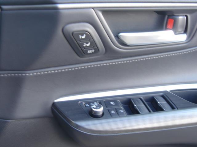 ハリアーハイブリッド Ｚ　レザーパッケージ　革シート　４ＷＤ　フルセグ　メモリーナビ　バックカメラ　衝突被害軽減システム　ＥＴＣ　ドラレコ　ＬＥＤヘッドランプ　記録簿　アイドリングストップ（15枚目）