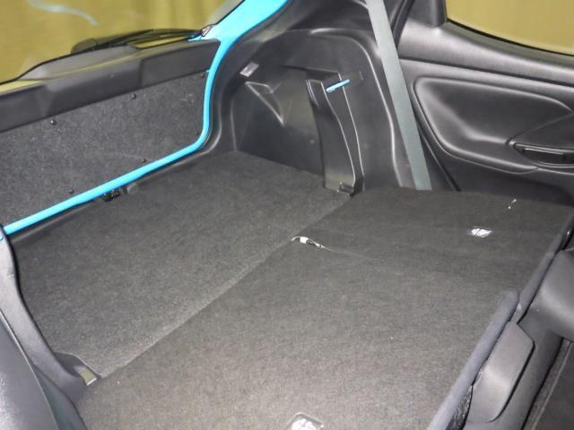 ヤリス Ｘ　４ＷＤ　メモリーナビ　バックカメラ　衝突被害軽減システム　ＥＴＣ（26枚目）