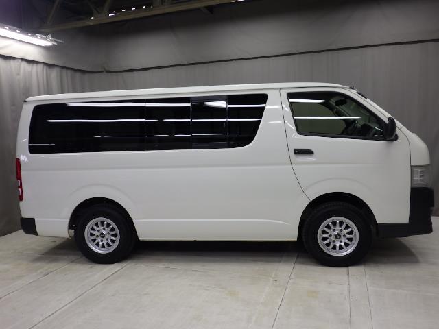 ハイエースバン ロングＤＸ　４ＷＤ　乗車定員６人　ディーゼル（6枚目）