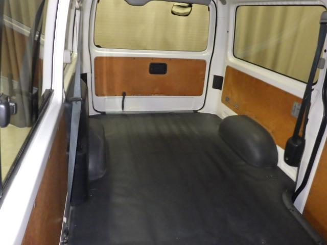 ハイエースバン ロングＤＸ　４ＷＤ　乗車定員６人　ディーゼル（20枚目）