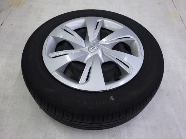 シエンタ Ｘ　４ＷＤ　メモリーナビ　バックカメラ　衝突被害軽減システム　ＥＴＣ　電動スライドドア　乗車定員６人　３列シート（28枚目）