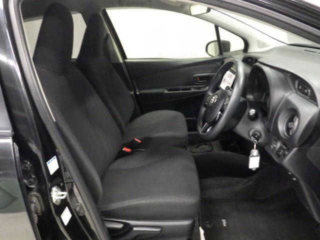 ヴィッツ Ｆ　４ＷＤ　衝突被害軽減システム　ＬＥＤヘッドランプ（18枚目）