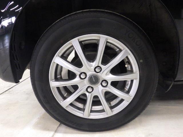 ヴィッツ Ｆ　４ＷＤ　衝突被害軽減システム　ＬＥＤヘッドランプ（24枚目）