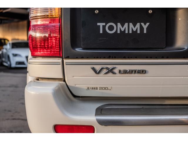 ランドクルーザー100 トヨタ vxリミテッド gセレクション 4wd カロッツェリアhddナビ フルセグ bluetooth aux fm am 社外マフラー 社外アルミ サンルーフ クルーズコントロール アクティブハイトコントロール etcの中古 車 ランドクルーザー100 トヨタ vxリミテッド gセレクション 4wd カロッツェリアhddナビ フルセグ bluetooth aux fm am 社外マフラー 社外アルミ サンルーフ クルーズコントロール アクティブハイトコントロール etcの中古 車