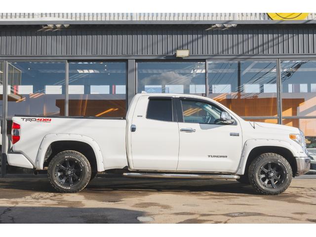 タンドラ ダブルキャブ　ＳＲ５　４ＷＤ・ＶＩＰＥＲカーセキュリティ・アメリカンレーシング１８インチホイール・ＢＦグッドリッジＡＴタイヤ・ベッドライナー・トノカバー（10枚目）