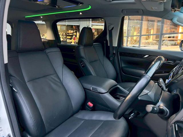 アルファードハイブリッド ＳＲ　４ＷＤ　モデリスタ　リアモニ　ＷＡＬＤ２０ＡＷ　ドラレコ　ＥＴＣ　Ｂカメ　フルセグ　ムーンルーフ　Ｄミラー　ＢＳＭ　３眼ＬＥＤ　　Ｂｌｕｅｔｏｏｔｈ　　１５００Ｗ電源　シートヒーター・クーラー（11枚目）