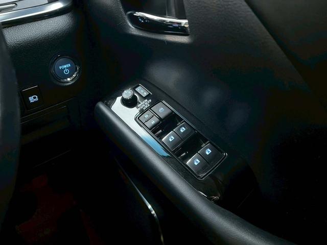 アルファードハイブリッド ＳＲ　４ＷＤ　モデリスタ　リアモニ　ＷＡＬＤ２０ＡＷ　ドラレコ　ＥＴＣ　Ｂカメ　フルセグ　ムーンルーフ　Ｄミラー　ＢＳＭ　３眼ＬＥＤ　　Ｂｌｕｅｔｏｏｔｈ　　１５００Ｗ電源　シートヒーター・クーラー（60枚目）