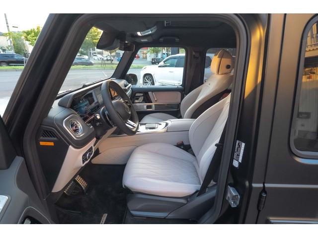 Gクラス G63 AMGナイトPKG・プログラムプラス・インテリアプラスPKG・AMGカーボントリム・ナイトブラックマグノ(マット有償カラー)・AMGPKG・AGLUXURY AGL58 23インチ鍛造AW・全周囲カメ(41枚目)