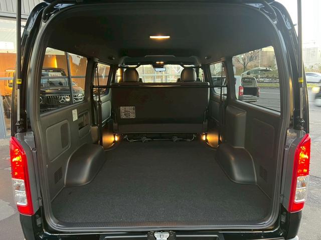 ハイエースバン スーパーGL ダークプライムII ワイド L 4WD パノラミックビューモニター デジタルインナーミラー 特別仕様車 寒冷地仕様 ミドルルーフ(22枚目)