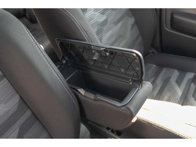 当店は全国各地へ陸送での納車も対応しております！気になるお車の状態につきましても、写真や動画でお送りするなどしっかりお伝えいたしますのでご安心ください！