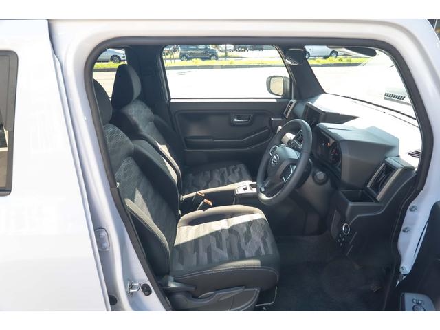 納車前にしっかりとルームクリーニング、外装美装を実施！とにかく気持ちよく乗り始めていただけるように隅々まで綺麗にしていきます！