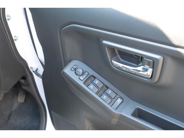 当店は全国各地へ陸送での納車も対応しております！気になるお車の状態につきましても、写真や動画でお送りするなどしっかりお伝えいたしますのでご安心ください！