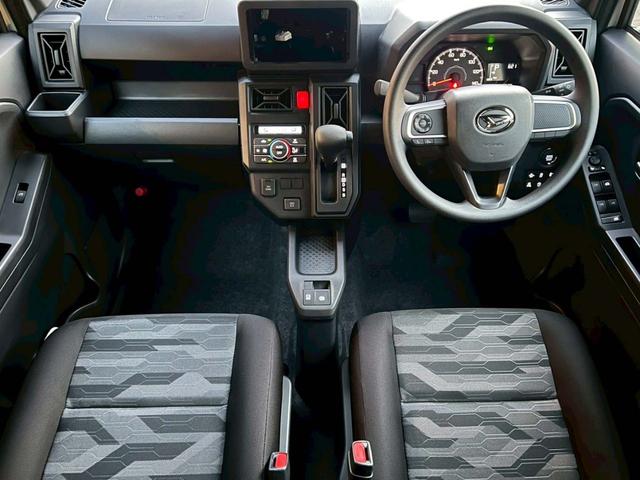 タフト Ｘ　スマアシ　ガラスルーフ　バックカメラ　リバース連動Ｒワイパー　オートハイビーム　マルチインフォメーションディスプレイ　コーナーセンサー　衝突回避支援ブレーキ　サイドビューランプ　寒冷地仕様（3枚目）