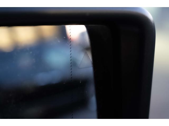 ジープ・ラングラーアンリミテッド サハラ　４ＷＤ　純正ナビ　Ｂカメラ　Ｆカメラ　ＥＴＣ２．０　ドラレコ　フルセグＴＶ　純正アルパインサブウーハー　本革シート　ミラーヒーター　ＢＳＭ　クルコン　携帯ホルダー　純正１８インチＡＷ（27枚目）